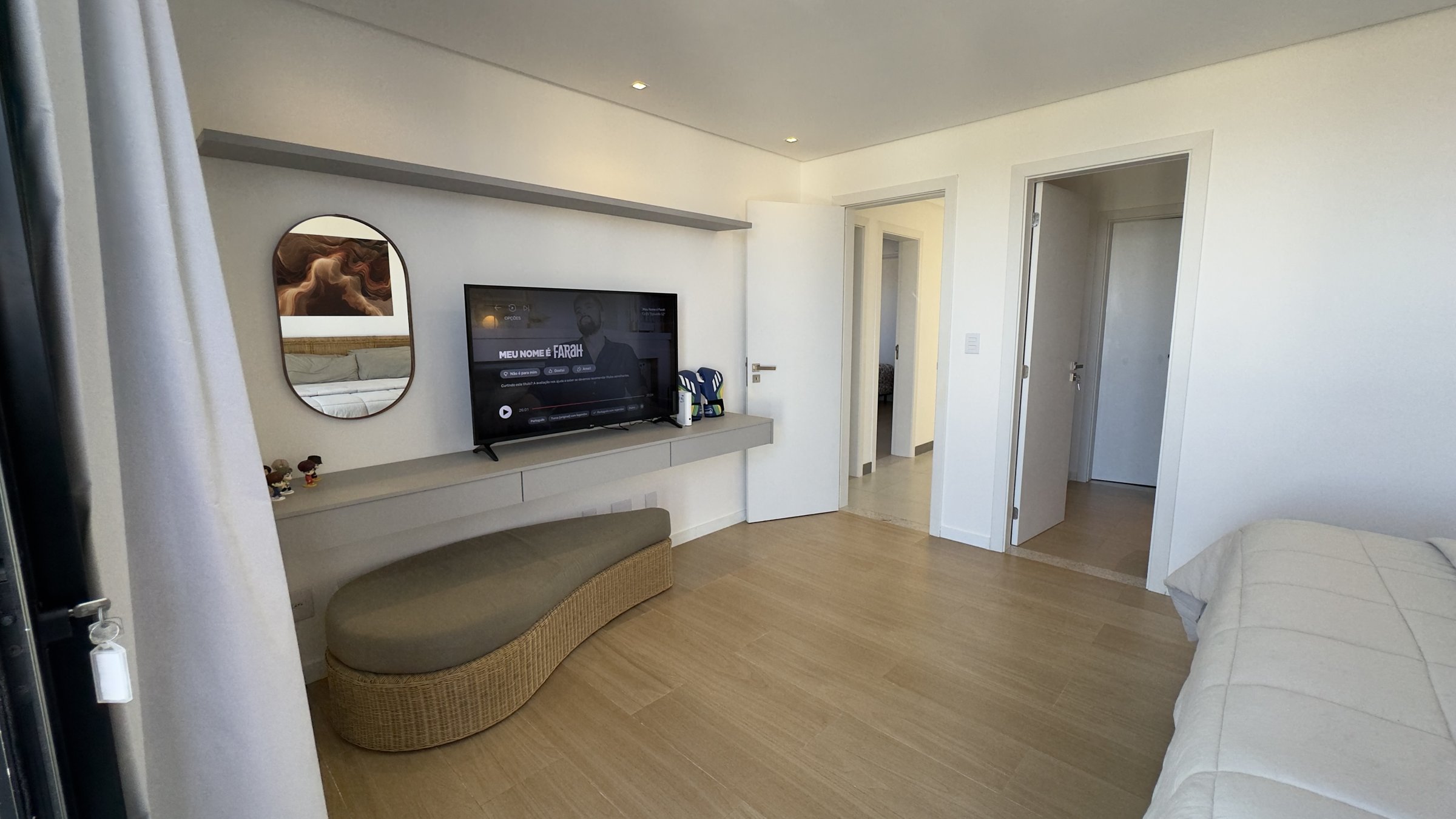 Painel de TV da suíte master